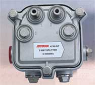 二分配器 4702JNP