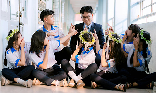 追求完美  回馈社会